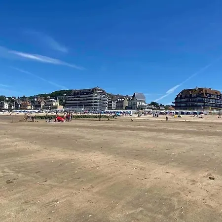 Joli A Quelques Pas De La De * Blonville-sur-Mer
